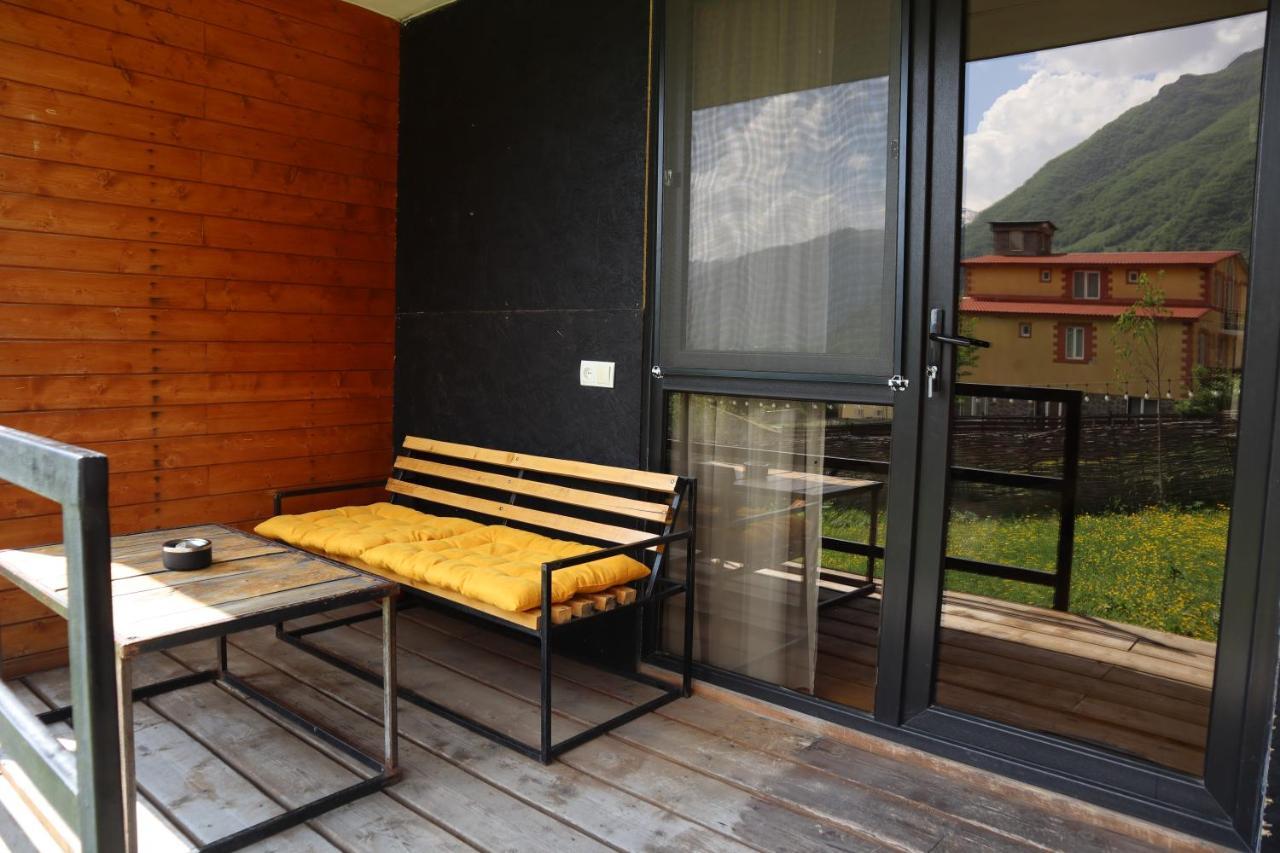 Kazbegi Cottages Bagian luar foto