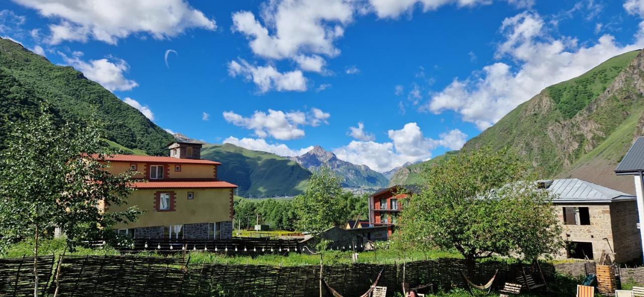Kazbegi Cottages Bagian luar foto