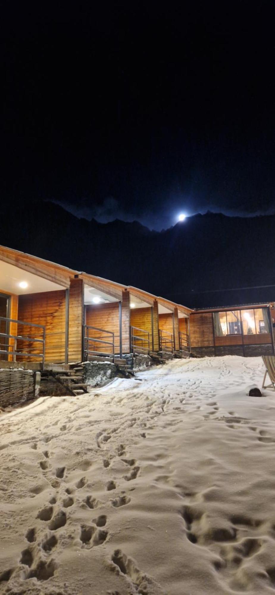 Kazbegi Cottages Bagian luar foto