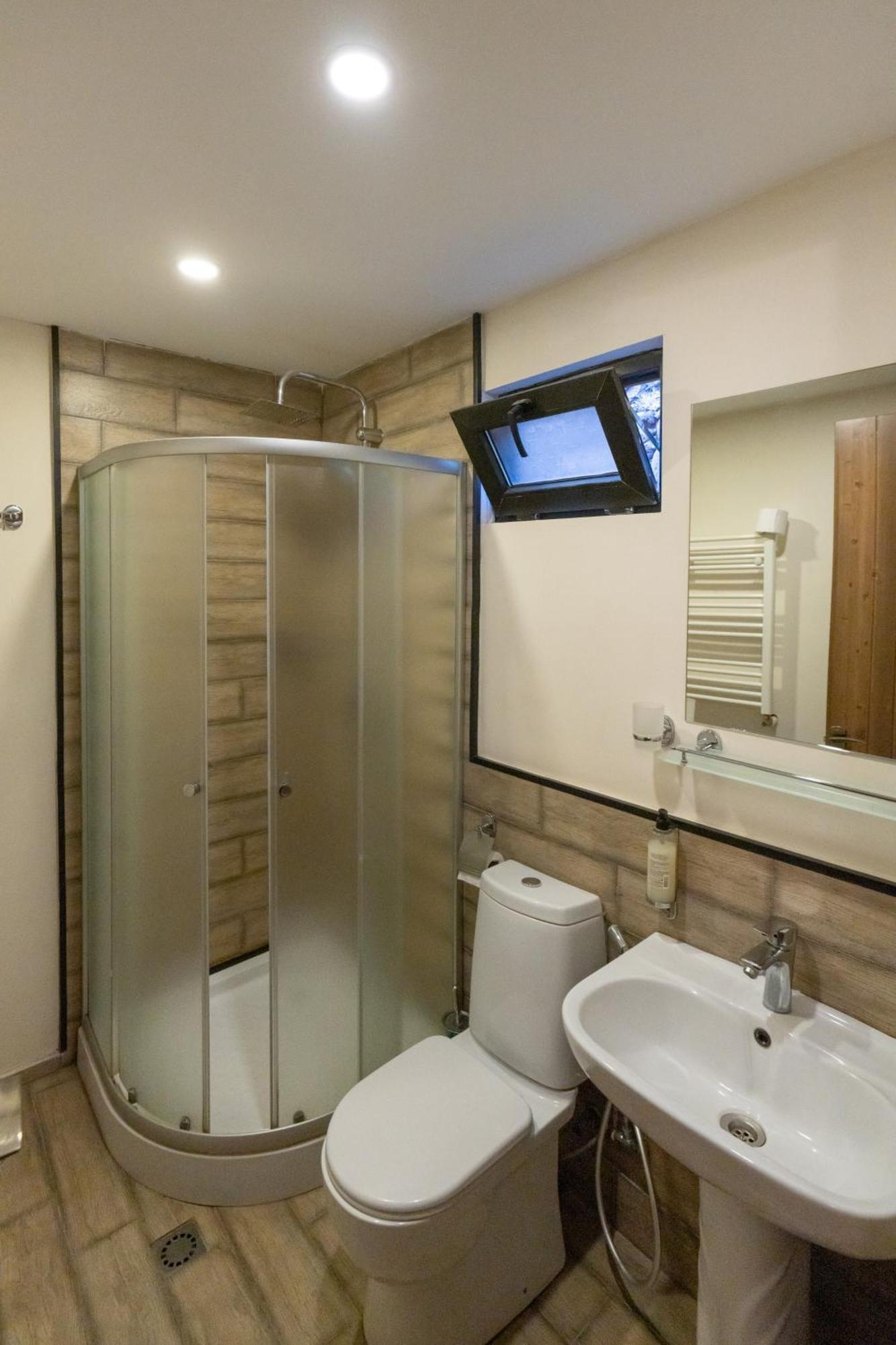Kazbegi Cottages Bagian luar foto